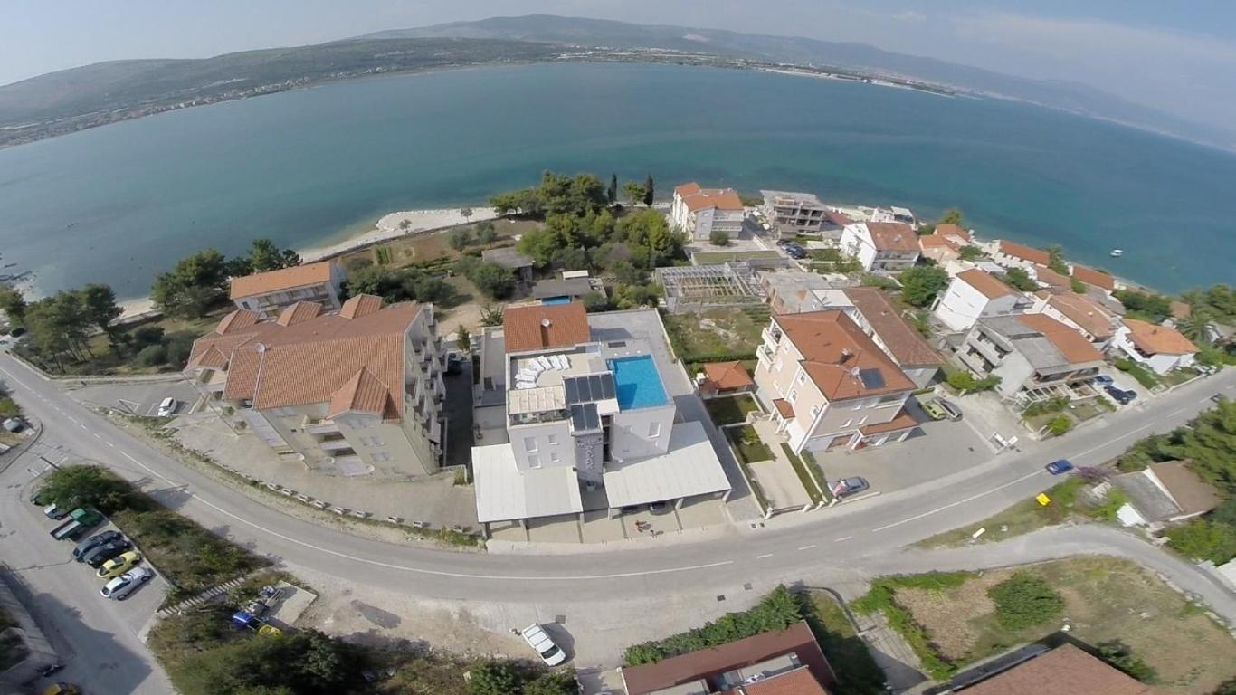 Apartments Exclusive Palace II Трогир Экстерьер фото