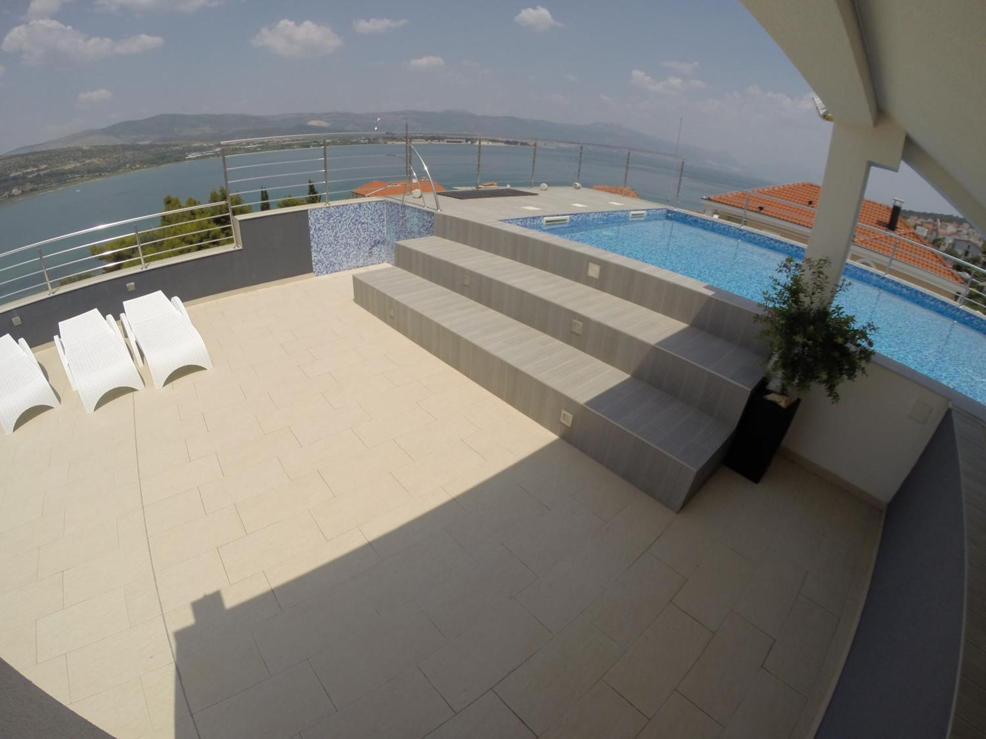 Apartments Exclusive Palace II Трогир Экстерьер фото